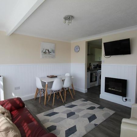 Relaxing Chalet On Popular California Sands Short Stroll To Beach, Nr Norfolk Broads & Great Yarmouth Scratby Экстерьер фото